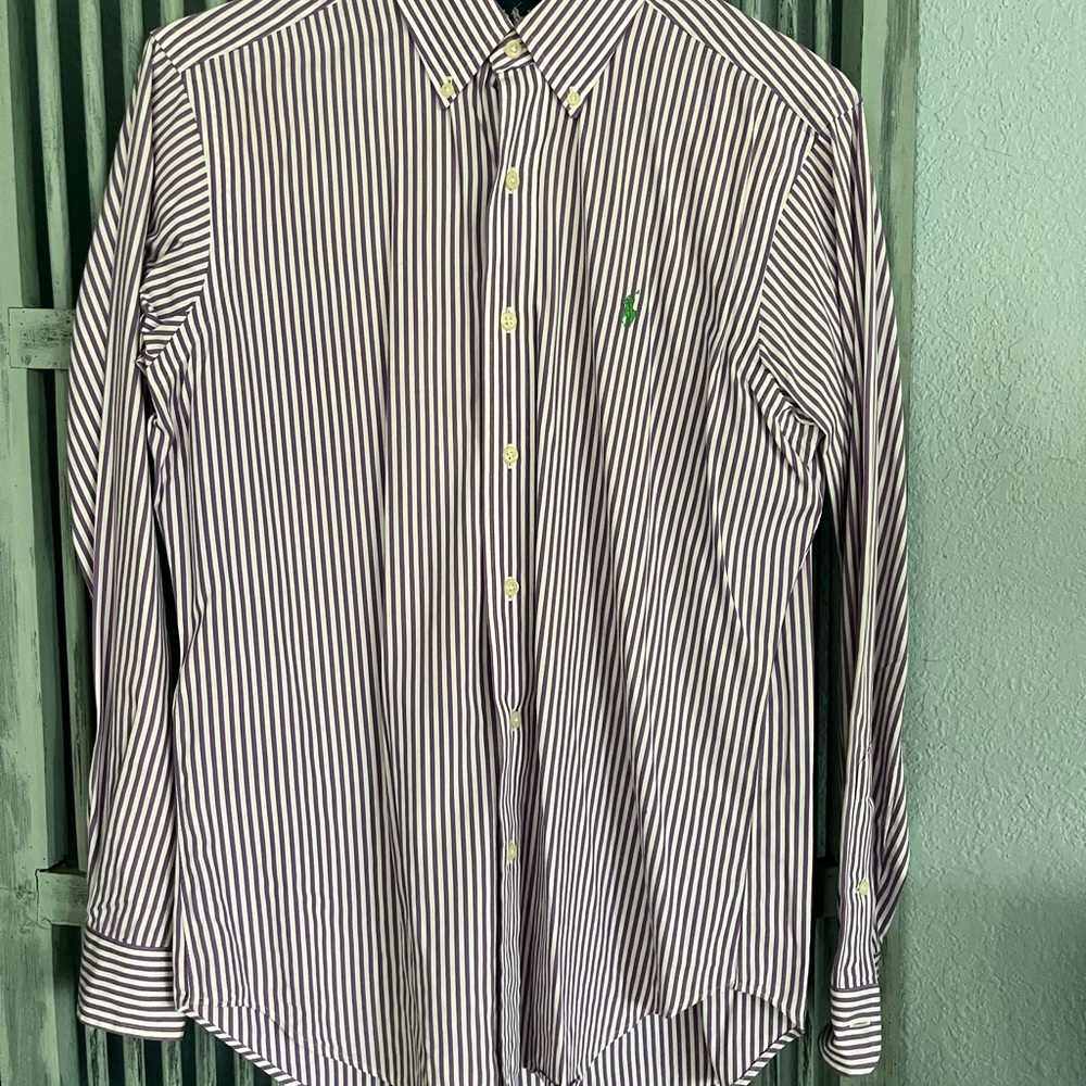 RALPH LAUREN Classic Fit Button Down Shirt!